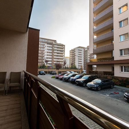 Yan Apartment - Near Mall & Free Private Parking Brašov Exteriér fotografie