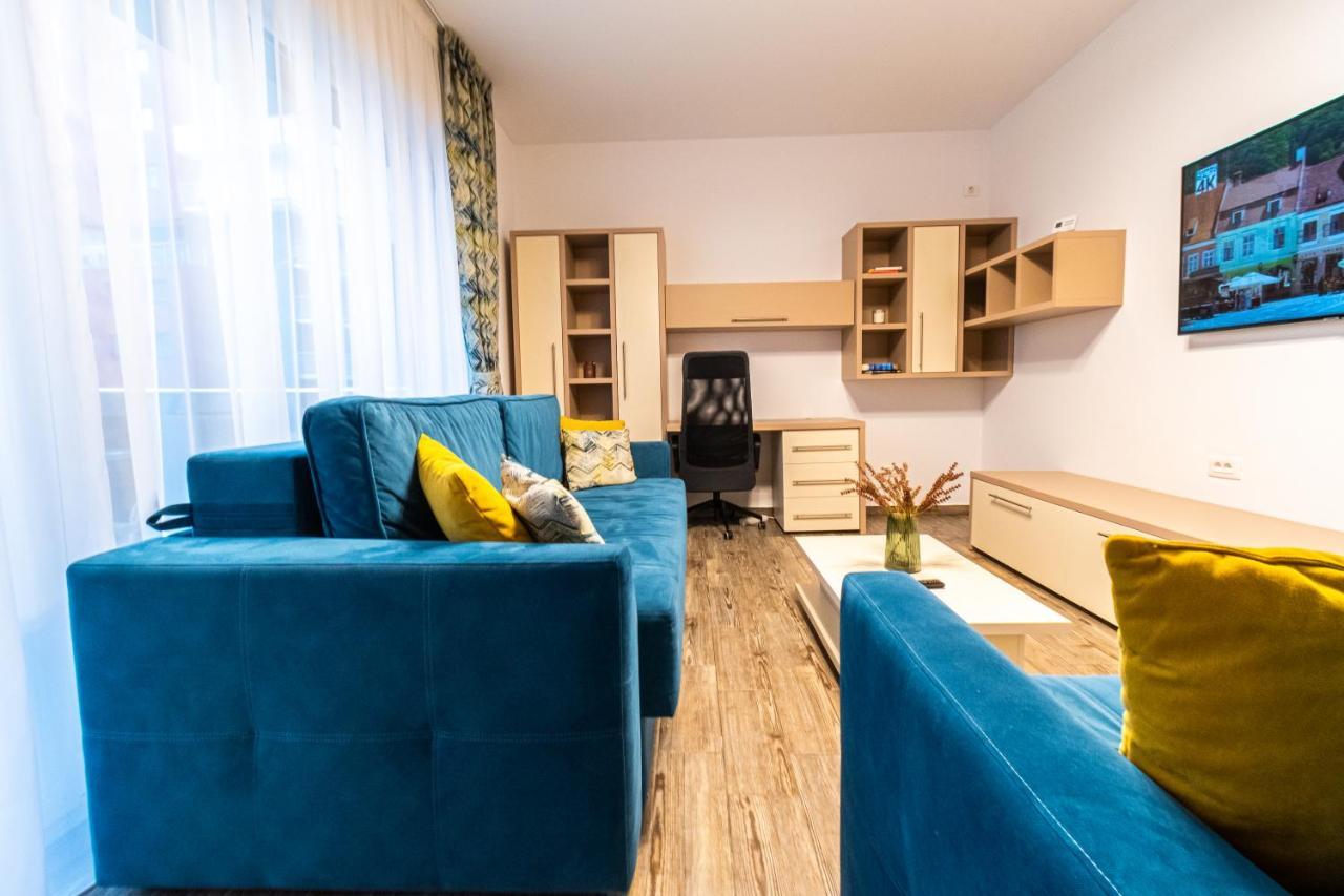 Yan Apartment - Near Mall & Free Private Parking Brašov Exteriér fotografie